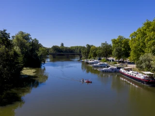 Wassersportstopp und Kanufahrt auf der Seille in Cuisery