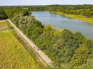 Etang des Claies an der Voie Bressane in Beaurepaire-en-Bresse