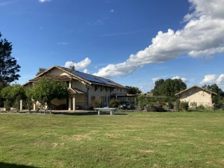 Gîte le Benouchon, vue sur la maison